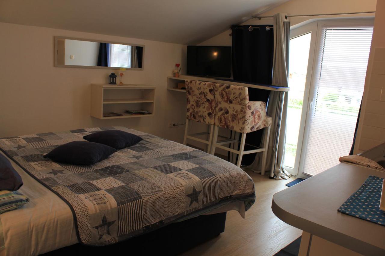 Charlie Apartments Vodice Exterior photo